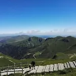 La Maison Du Trappeur Et La Des Sources Prázdninový dům Le Mont-Dore