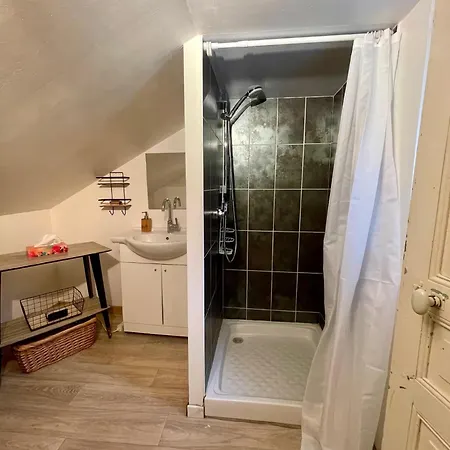 Maison Les Pieds Dans La Dordogne - Coeur Vaillant *