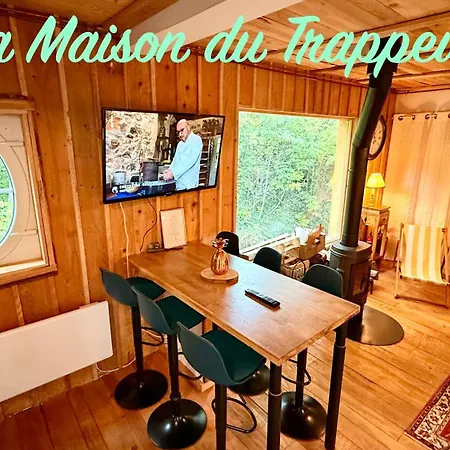 Casa de Férias La Maison Du Trappeur Et La Des Sources Le Mont-Dore